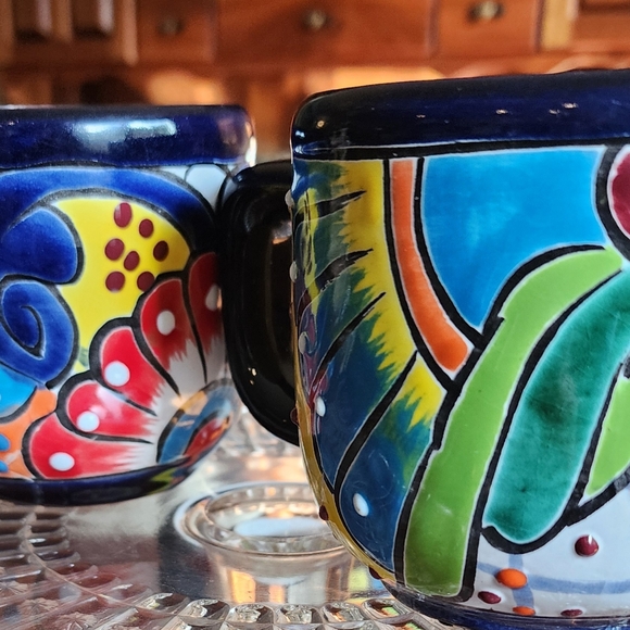 Talavera handmade soup mugs - set of 4. Holds about 15 ounces each. Hand painted - Picture 4 of 12